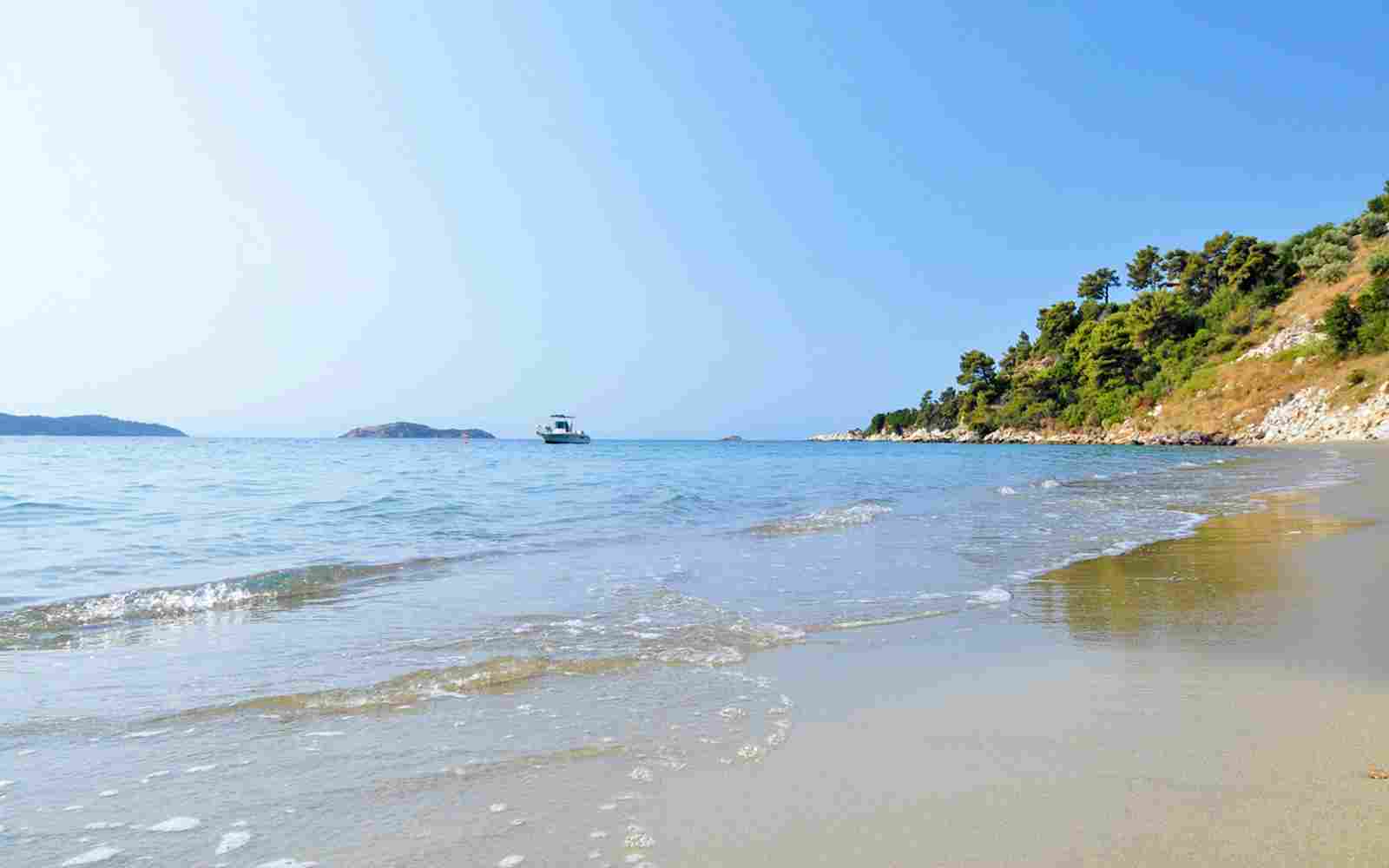 https://www.itremoschettieri.org/wp-content/uploads/2016/03/summer-beach-01.jpg