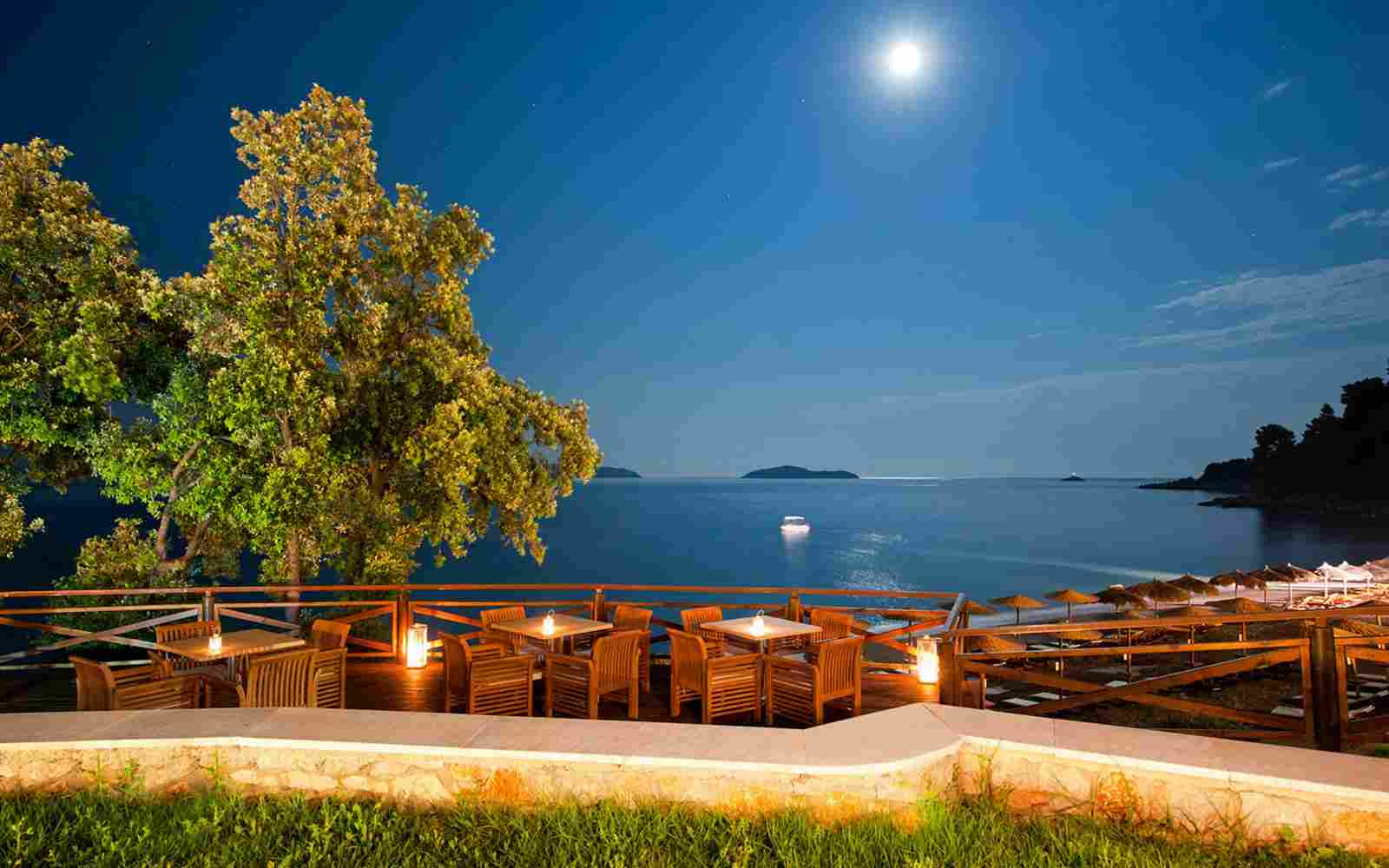 https://www.itremoschettieri.org/wp-content/uploads/2016/03/summer-beach-04.jpg