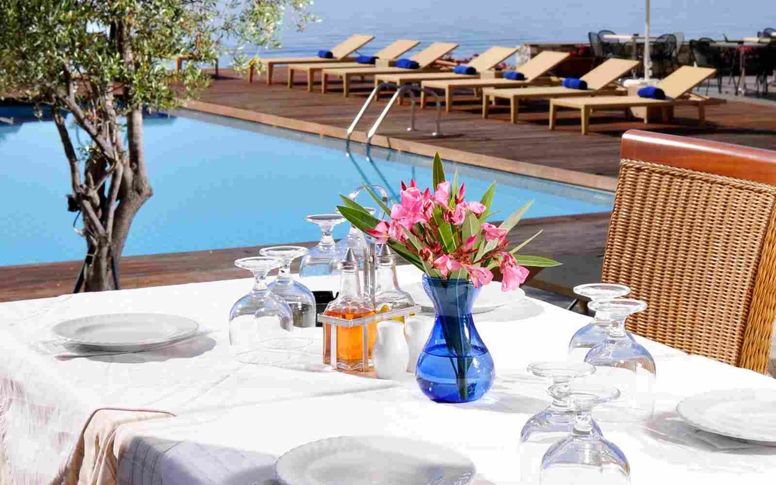 https://www.itremoschettieri.org/wp-content/uploads/2016/03/summer-hotel-09.jpg