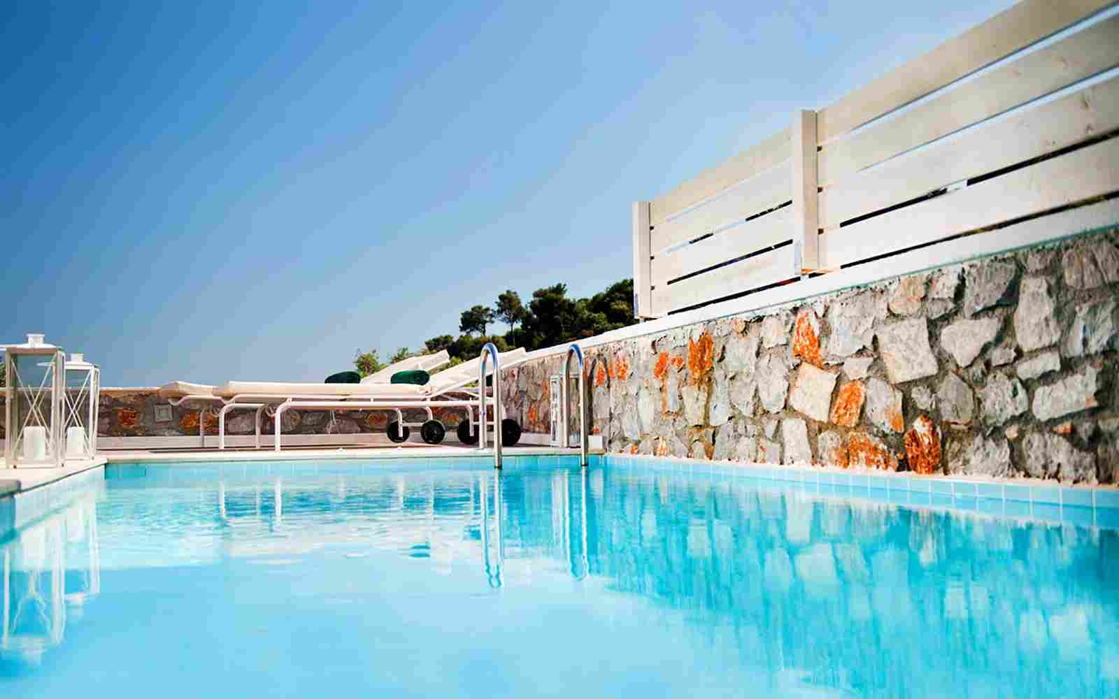 https://www.itremoschettieri.org/wp-content/uploads/2016/03/summer-room-08.jpg