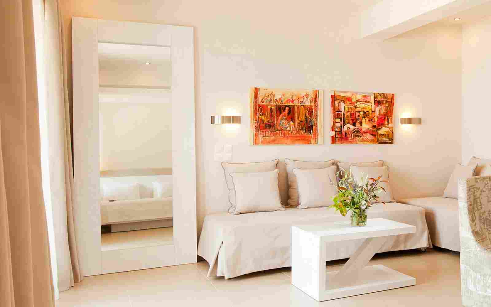 https://www.itremoschettieri.org/wp-content/uploads/2016/03/summer-room-15.jpg